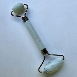 💚 Jade Double-Ended Face Roller